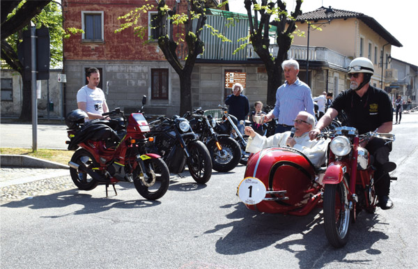 MOTBENTUR – benedizione auto e moto d´epoca Sommariva Bosco